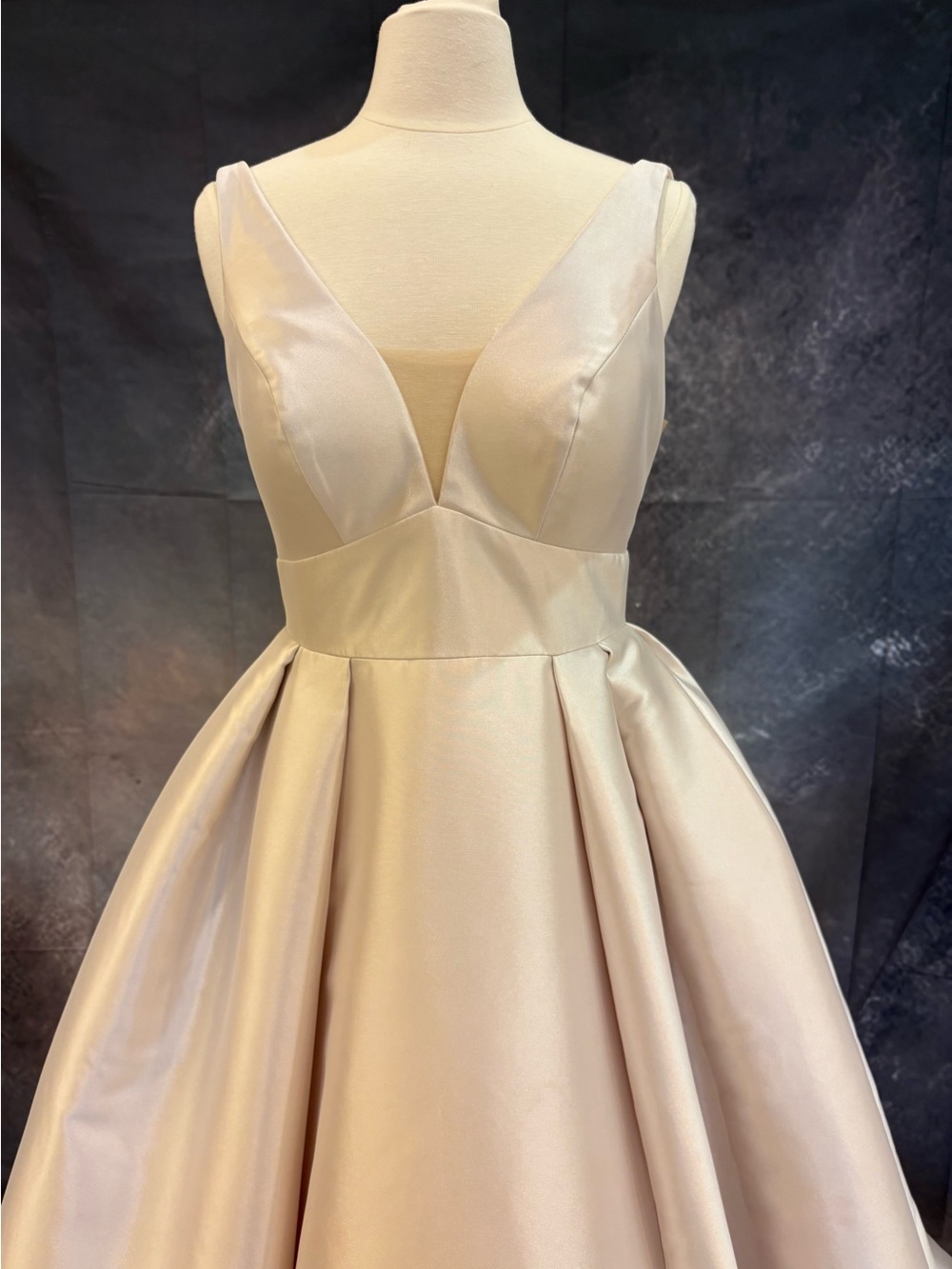 Stella York Mikado Ball gown with pocket’s size 12 , color magnolia